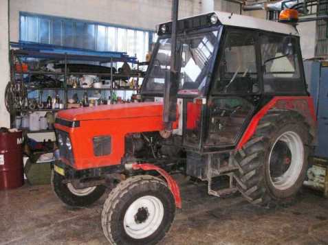 Traktor 7011.