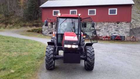 Traktor Case Jxd802 
