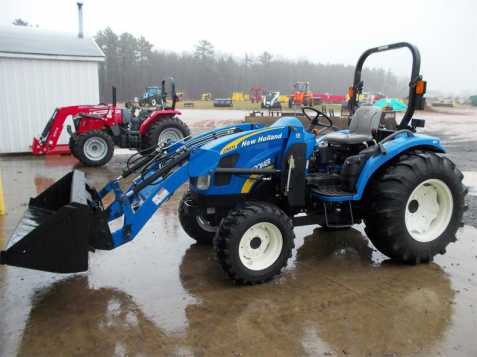 New Holland Boomer 3v0z45 traktor