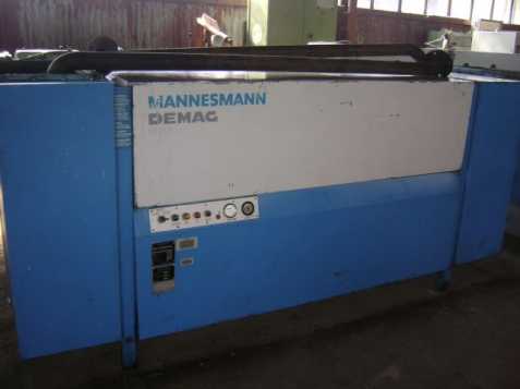 Šroubový kompresor Mannesmann Demag