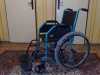 Prodám invalidní mechanický vozík,skládací.Barevné provedení-kombinace černé a modré.Výborný stav.Cena:3500,-Kč,možnost slevy.Tel.:723954254,Lukáš Pecha
