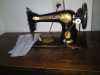 Prodám šicí stroj z roku 1938 značky SINGER plně funkční nepoškozený...