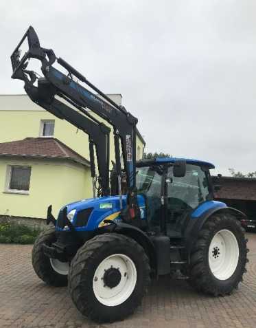 New Holland TS115A traktor